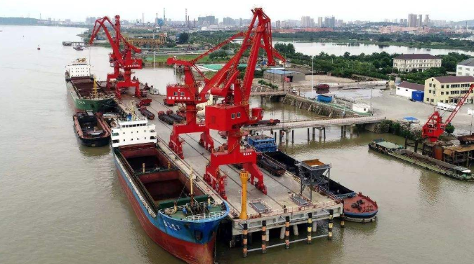 盖州概述露天料场港口封闭问题的实行方法
